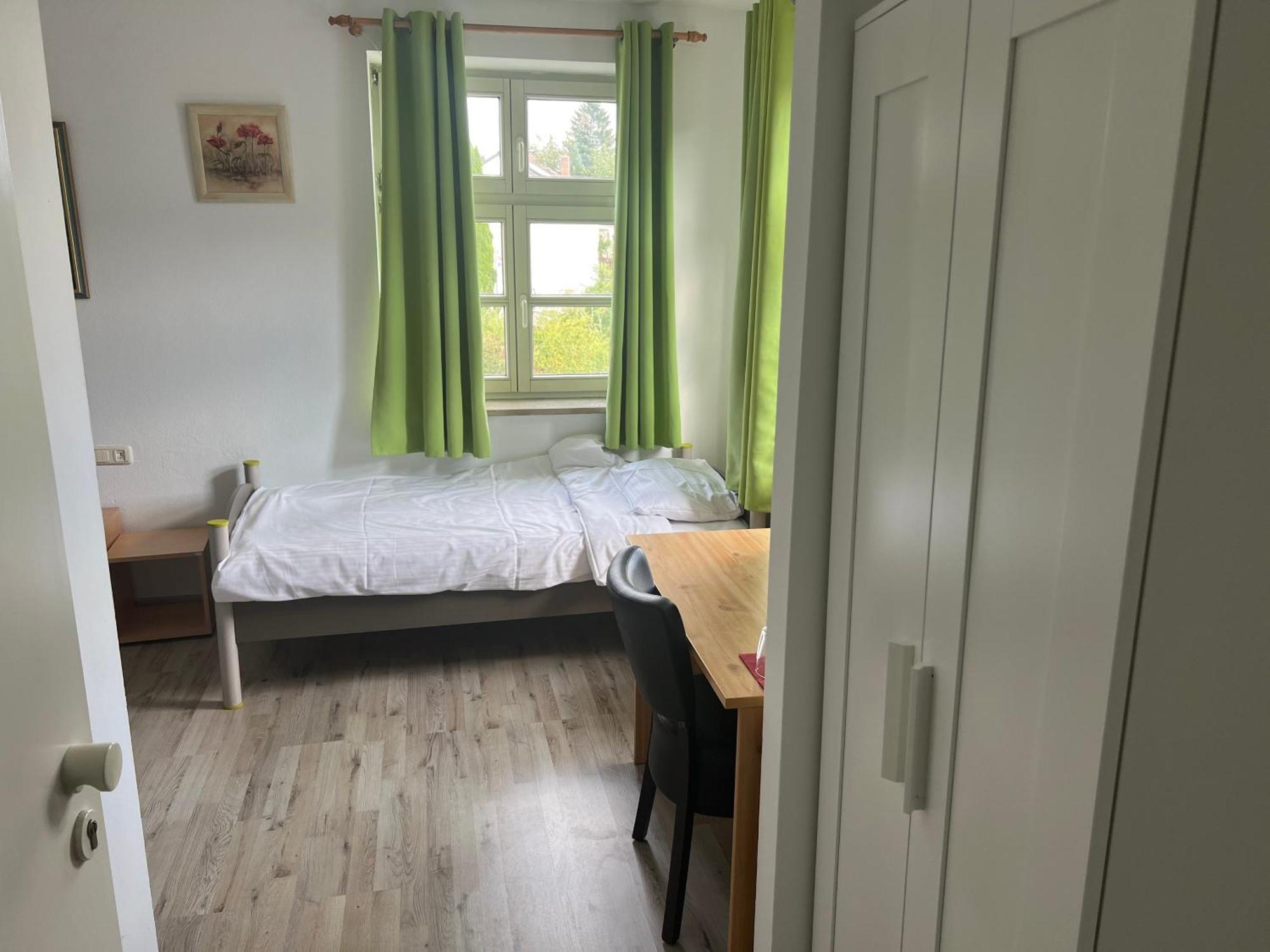 Upper-House Goldener Hirsch Hotel Aystetten Buitenkant foto