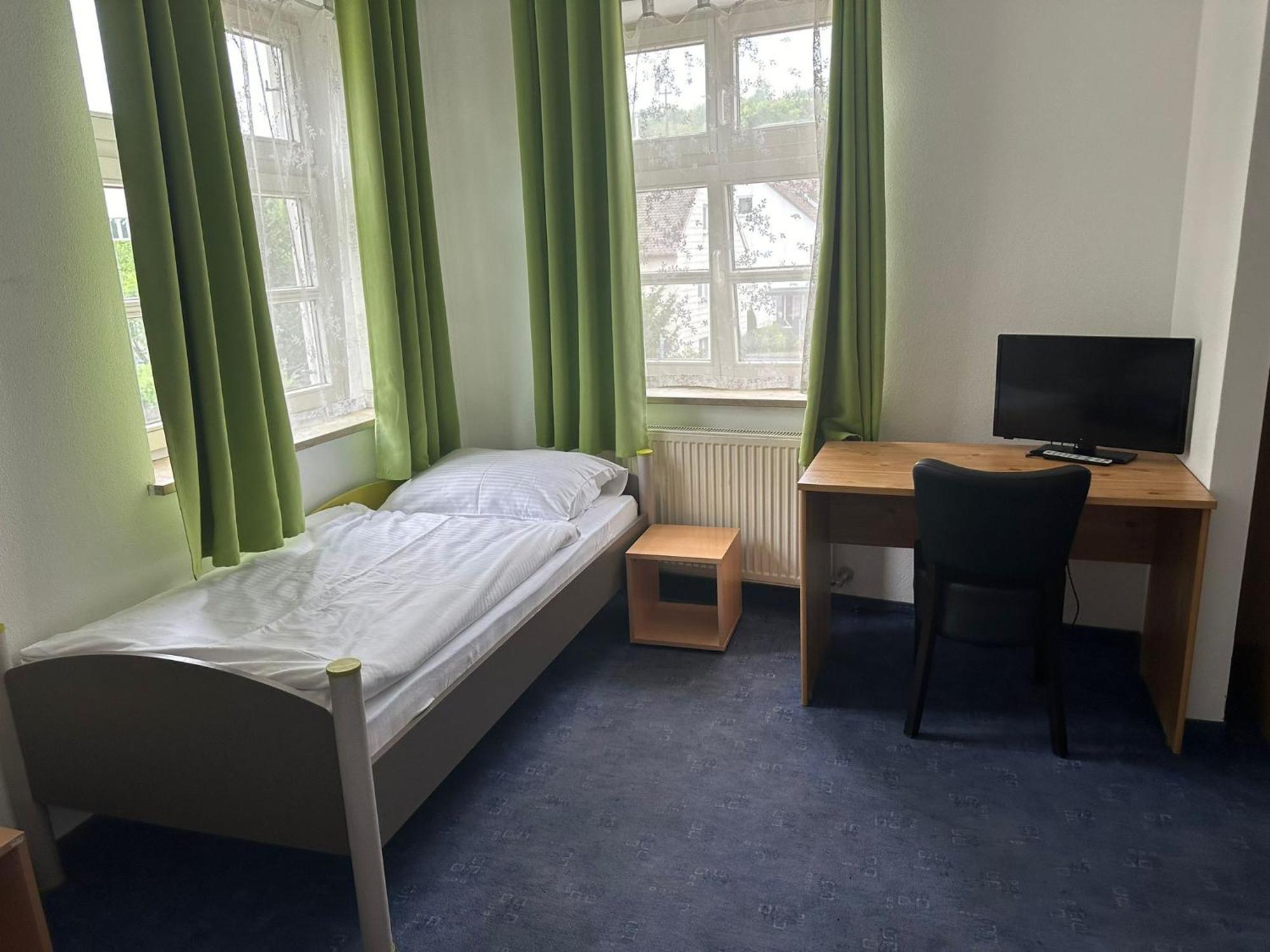 Upper-House Goldener Hirsch Hotel Aystetten Buitenkant foto